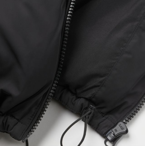 ✨ Brand new H&M Women's Cropped Puffer Jacket ✨ - Picture 4 of 6